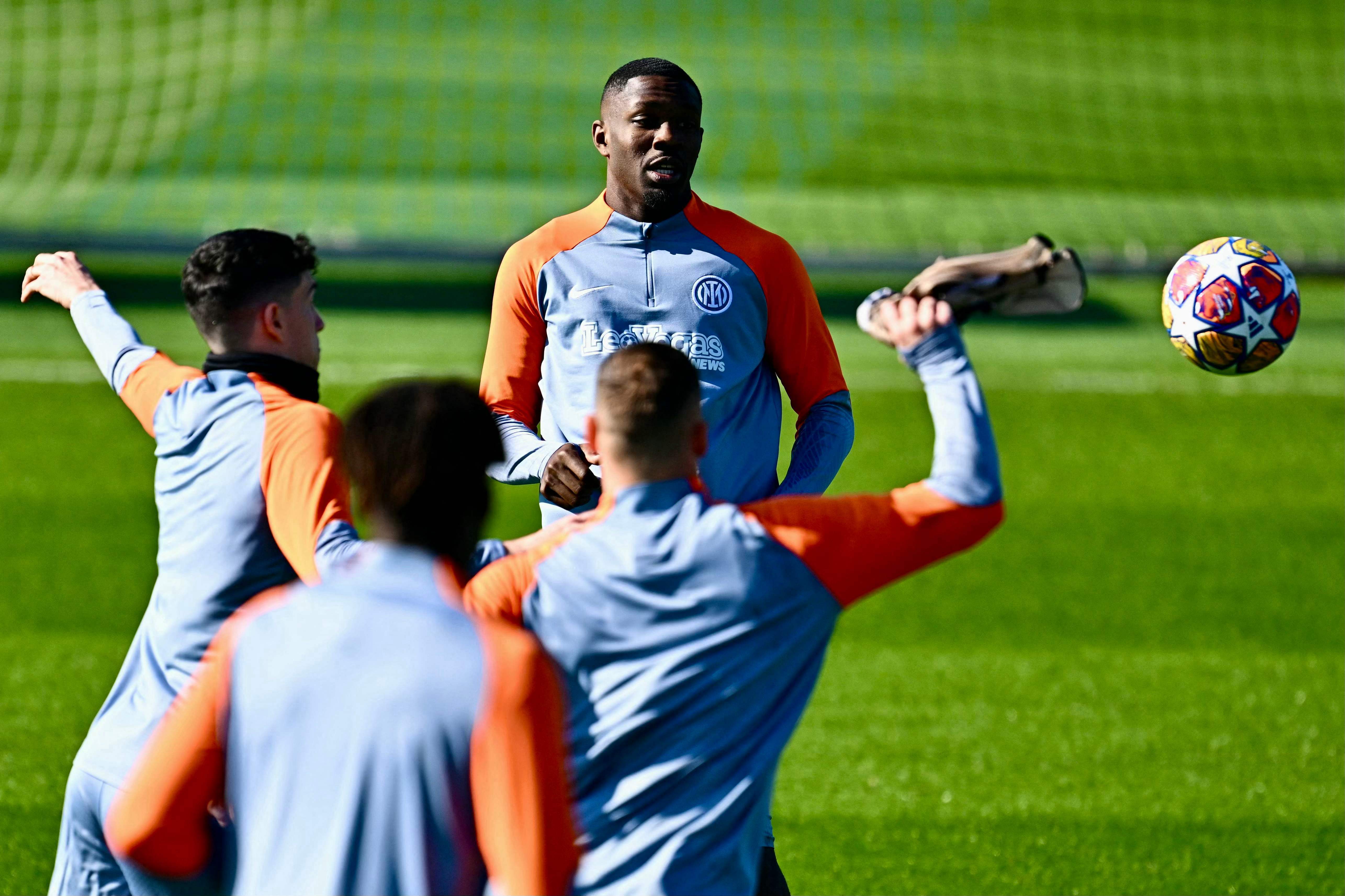 爱游戏官网-今夜切尔西绝杀压哨关键时刻波士顿凯尔特人备战欧冠，风云突变AC米兰赛前主帅复盘瞬间刷屏的简单介绍