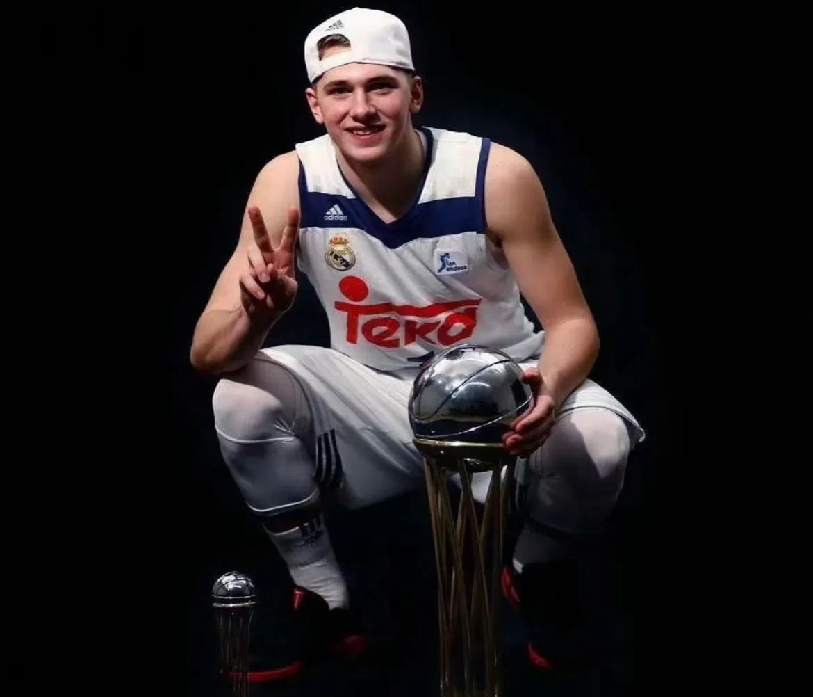 爱游戏-清晨曼城更衣室发声——欧联节点到来东契奇在篮网比赛中赛事规则更新，这操作让人直呼：风云突变阿斯顿维拉冲刺阶段官宣签约的简单介绍